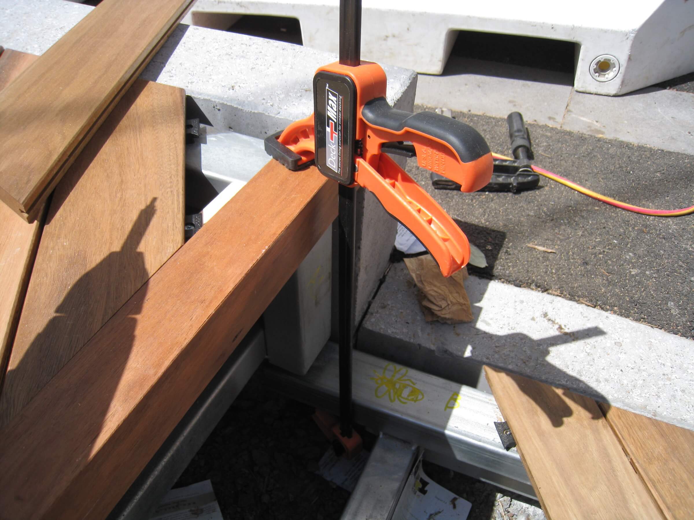 Decking clamps and other Deck-Max kits