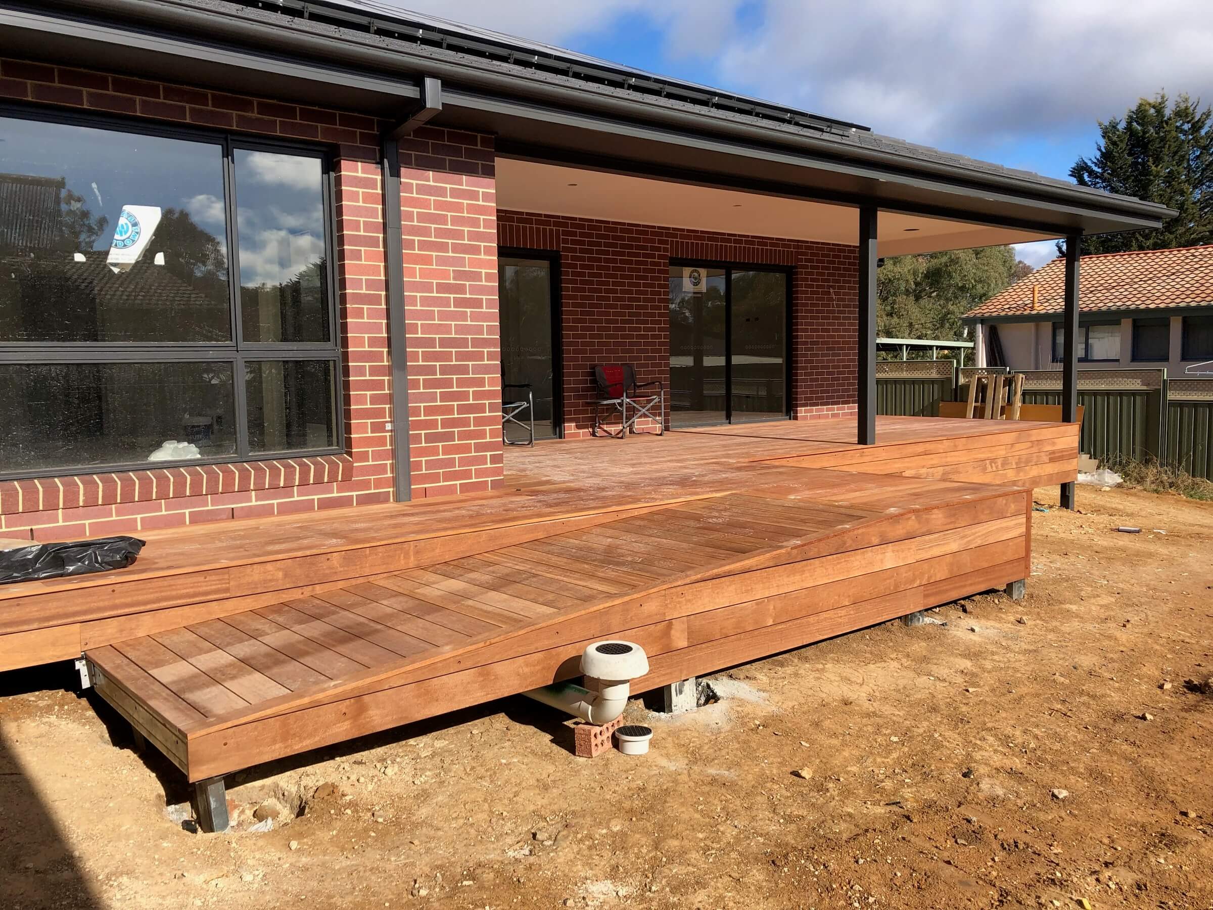 Hardwood decking by Deck-Max